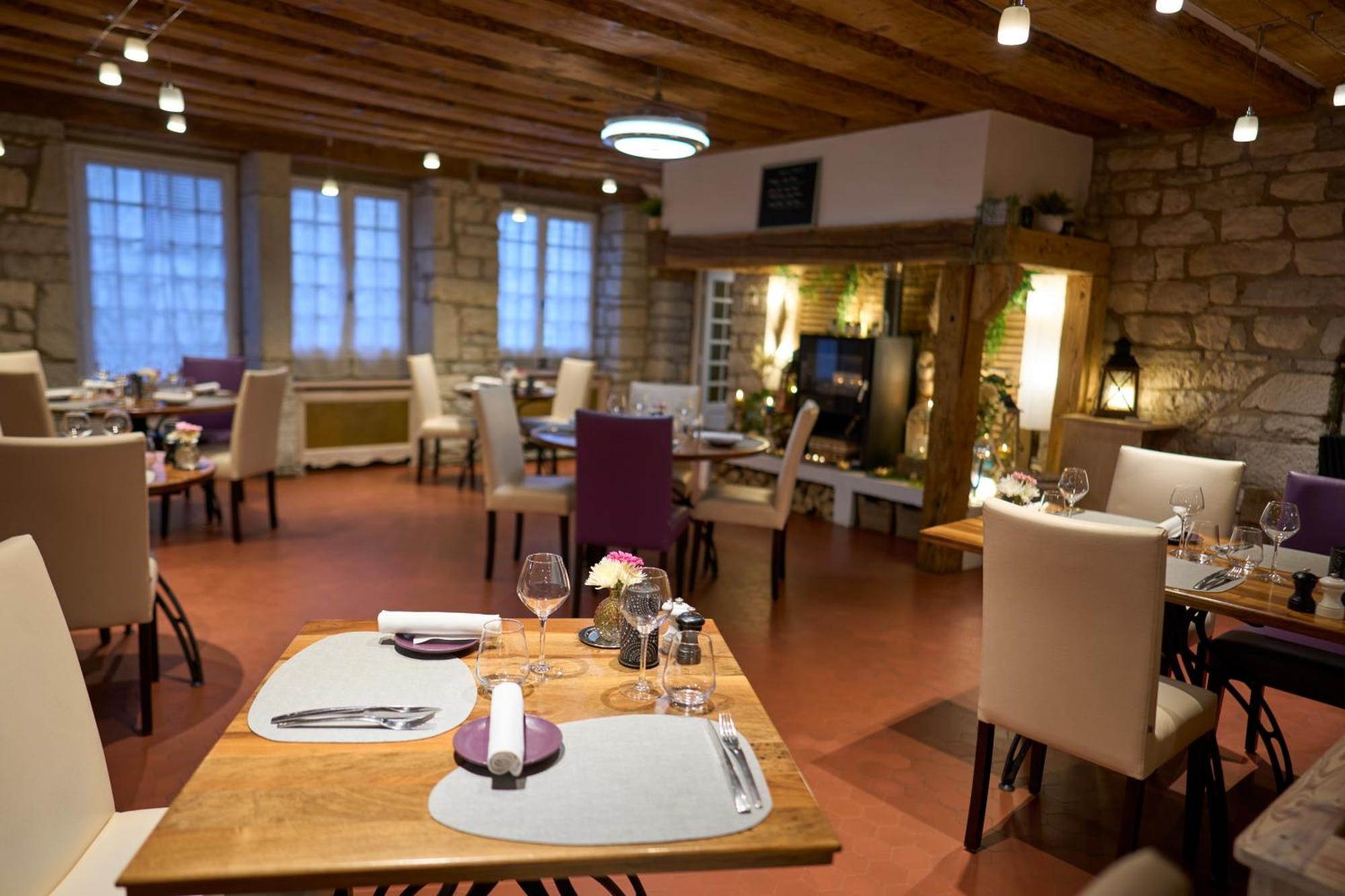Hotel Restaurant Vertfeuille Arc-et-Senans Buitenkant foto